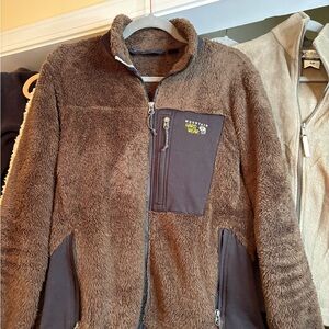Mountain Hardwear Brown Sherpa Fleece Jacket with Yellow Logo